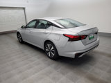 Used 2022 Nissan Altima 2.5 SV w/ SV Premium Package image 5