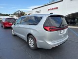 New 2026 Chrysler Pacifica Select image 5