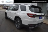 New 2025 Honda Pilot Touring image 3