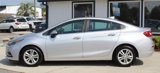 Used 2018 Chevrolet Cruze LT image 2