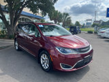 Used 2018 Chrysler Pacifica Limited w/ Advanced Safetytec Group image 3