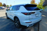 New 2025 Mitsubishi Outlander SE image 3