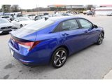 Used 2023 Hyundai Elantra SEL w/ Convenience Package image 5