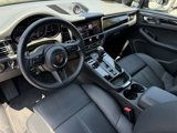 Used 2025 Porsche Macan image 4