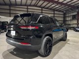 Used 2023 Jeep Grand Cherokee Limited w/ Luxury Tech Group II image 5