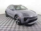 Used 2025 Porsche Macan Electric image 5