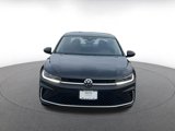 Used 2025 Volkswagen Jetta SE image 4