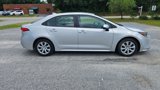Used 2020 Toyota Corolla LE image 3