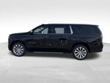 New 2025 Chevrolet Suburban Premier image 5