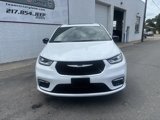 New 2025 Chrysler Pacifica Select image 2