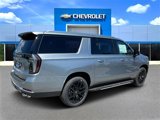 New 2025 Chevrolet Suburban Premier image 3