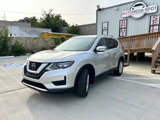 Used 2020 Nissan Rogue SV image 2