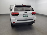 Used 2018 Jeep Grand Cherokee Laredo image 6