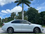 Used 2017 Volkswagen Jetta SE image 6