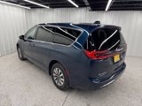 New 2025 Chrysler Pacifica Select image 4
