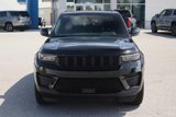 Used 2024 Jeep Grand Cherokee Altitude image 2
