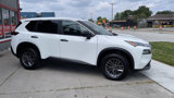 Used 2023 Nissan Rogue S image 4