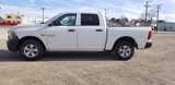 Used 2017 RAM 1500 4x4 Crew Cab image 3