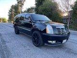Used 2010 Cadillac Escalade ESV Premium image 3