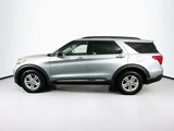 Used 2024 Ford Explorer XLT w/ Equipment Group 202A image 4