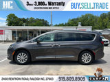 Used 2018 Chrysler Pacifica Touring-L image 2