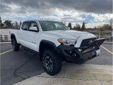 Used 2018 Toyota Tacoma TRD Off-Road image 4