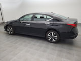 Used 2021 Nissan Altima 2.5 SV image 3