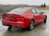 Used 2020 Volvo S60 T5 Momentum image 5