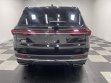 New 2025 Buick Enclave Preferred image 3