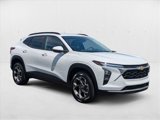 Used 2024 Chevrolet Trax LT image 3