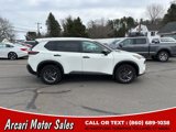 Used 2022 Nissan Rogue S image 6