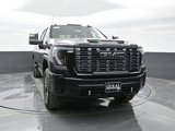 New 2025 GMC Sierra 3500 Denali Ultimate image 2