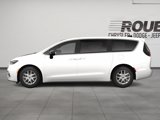 New 2025 Chrysler Pacifica Select image 4