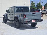 New 2025 Jeep Gladiator Sport image 3