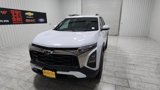 New 2026 Chevrolet Equinox ACTIV image 3