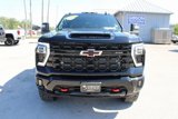 Used 2024 Chevrolet Silverado 2500 ZR2 w/ Technology Package image 2