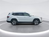 New 2025 Volkswagen Atlas SEL image 2
