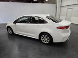 Used 2022 Toyota Corolla LE image 3