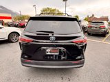 Used 2022 Toyota Sienna XLE image 5