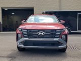 New 2025 Hyundai Tucson SEL image 2