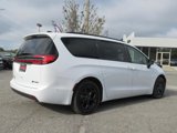 New 2025 Chrysler Pacifica Premium image 6