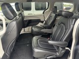 Used 2023 Chrysler Pacifica Touring-L image 4