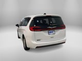 New 2025 Chrysler Pacifica Select image 2