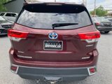 Used 2017 Toyota Highlander Limited Platinum image 5