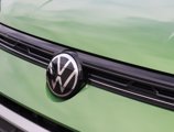New 2025 Volkswagen Taos SE image 5