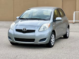Used 2010 Toyota Yaris 4-Door Hatchback image 3