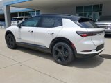 Used 2025 Chevrolet Equinox EV RS image 3