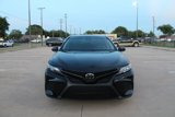 Used 2020 Toyota Camry SE image 2
