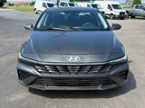Used 2025 Hyundai Elantra SEL image 3