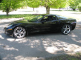 Used 2011 Chevrolet Corvette Coupe w/ 1LT image 3